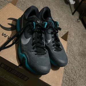 Kobe X
